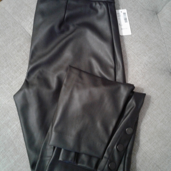 NWT Reitman's Faux leather leggings - Picture 6 of 7